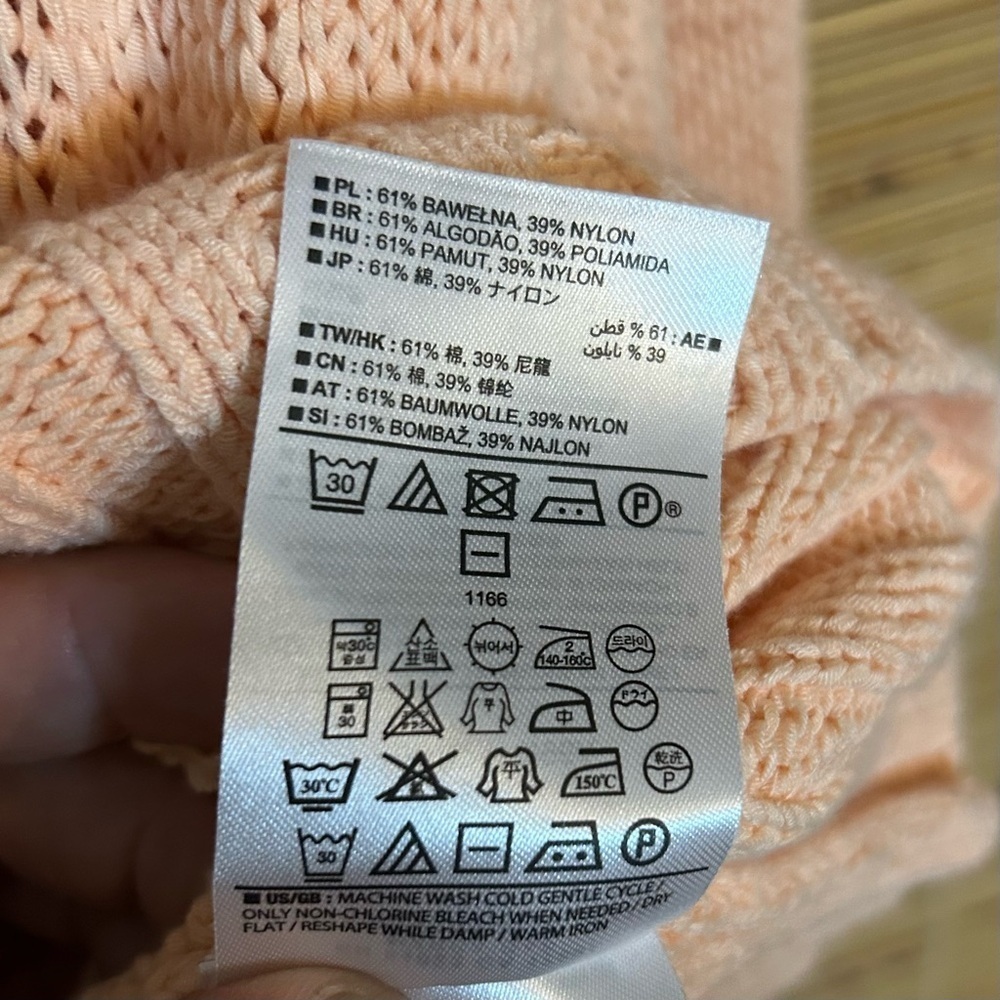 Gap Women’s Cozy Knit Sweater in Peach - Picture 3 of 7